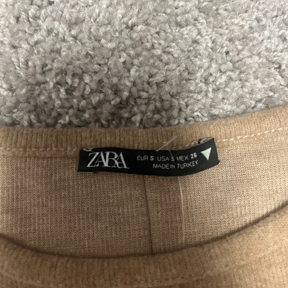 Zara Dress - Picture 2 of 4